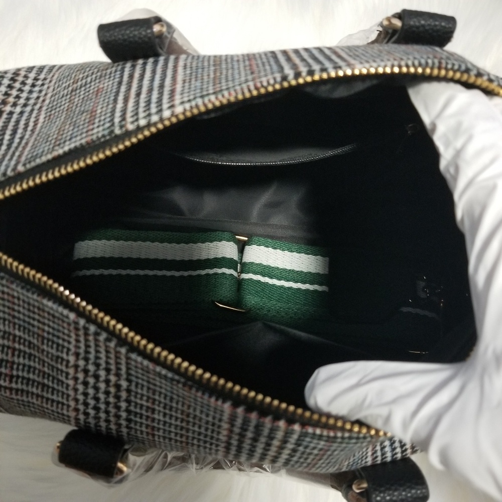 NEW LATINA Duffle Bag Shoulder Crossbody Purse - Picture 8 of 8